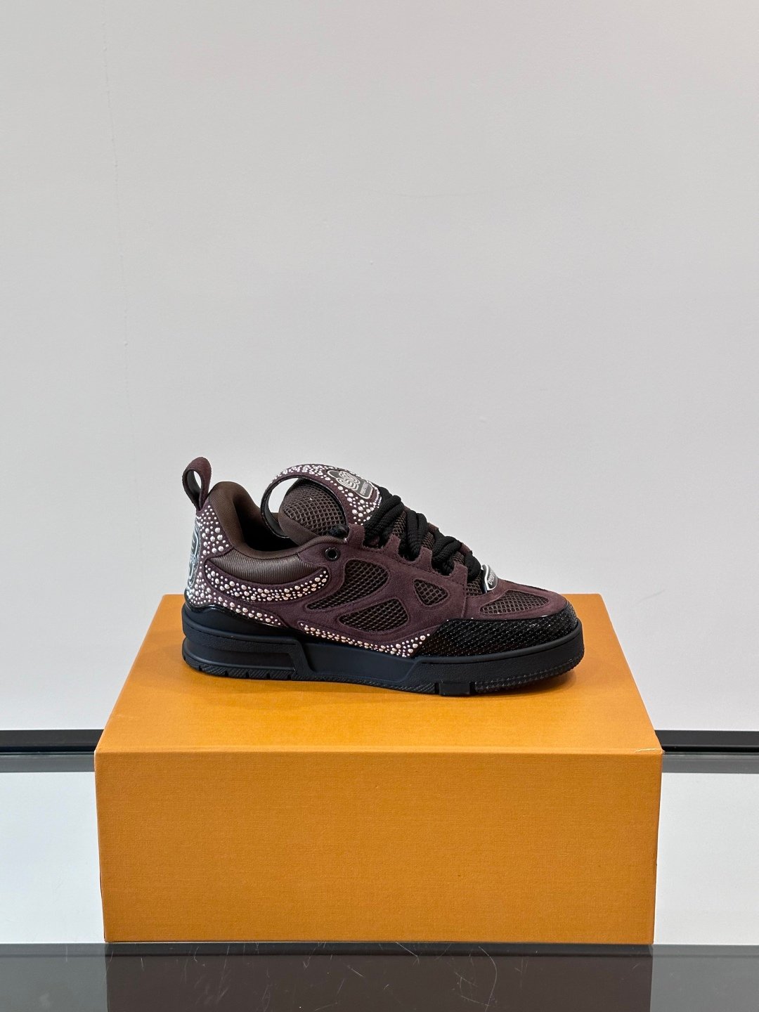 LV MAN - Image 7