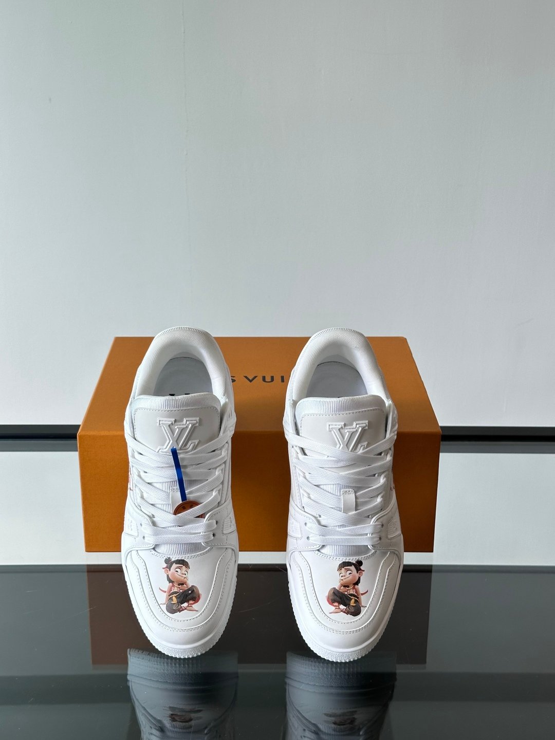 LV MAN - Image 7
