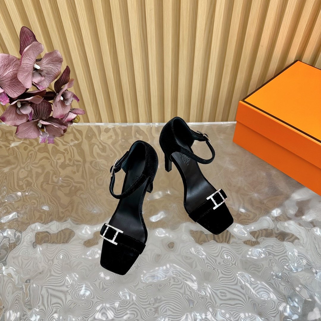 Hermes shoes - Image 2