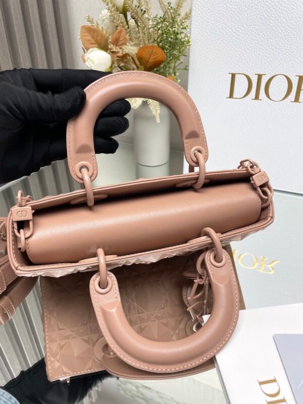 DIOR - Image 7