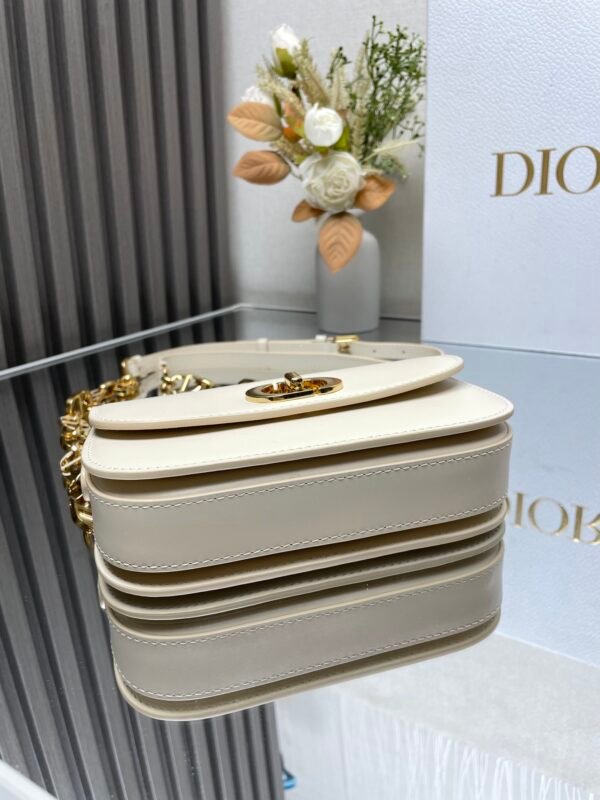 DIOR - Image 7