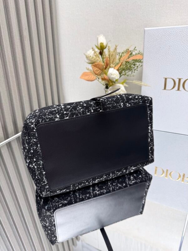 DIOR - Image 7