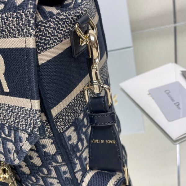 DIOR - Image 7