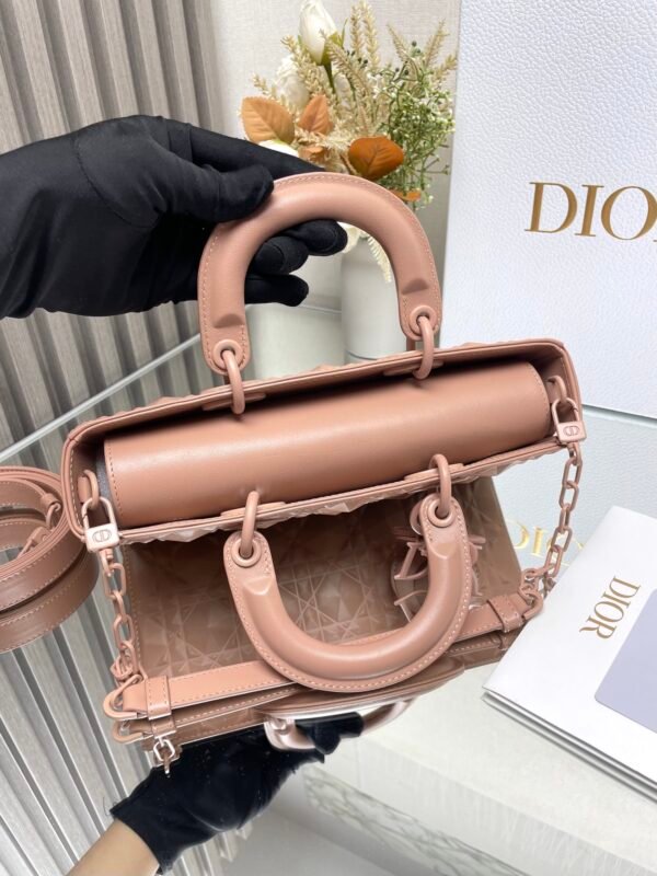 DIOR - Image 7