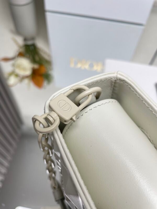 DIOR - Image 7