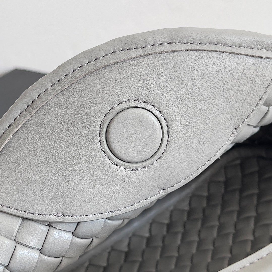 BOTTEGA VENETA - Image 7