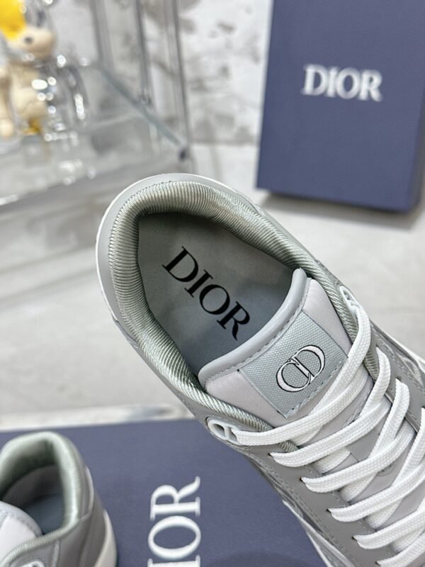 Dior women - Image 7