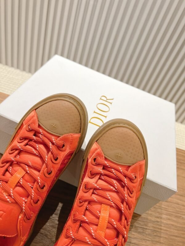 Dior women - Image 7