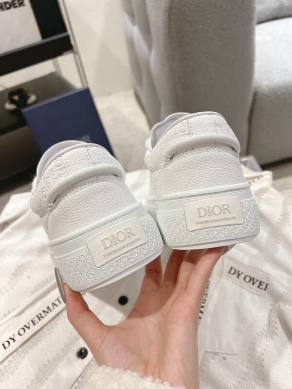 Dior women - Image 7