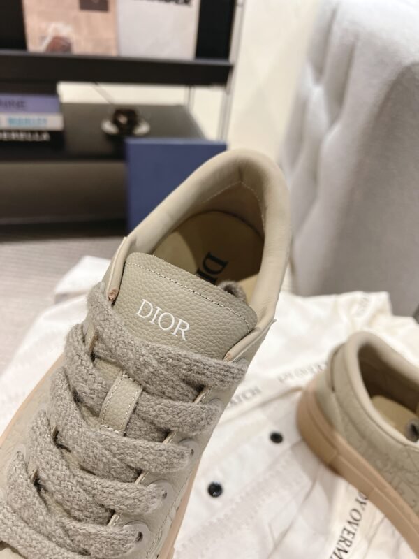 Dior women - Image 7
