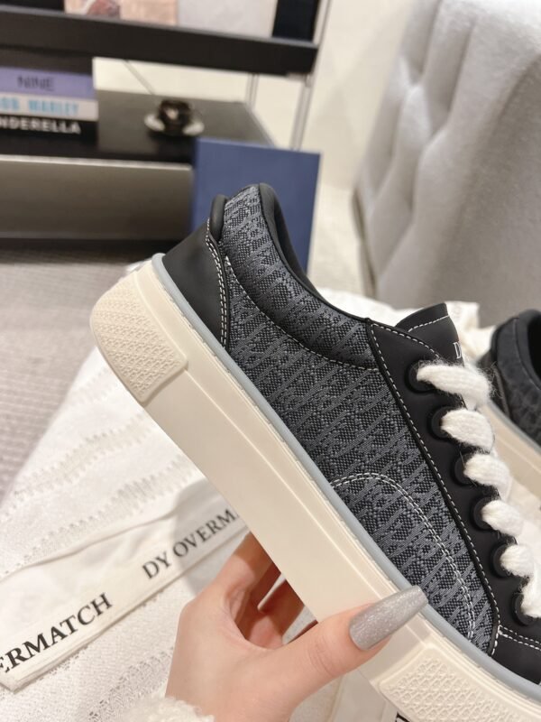Dior women - Image 7