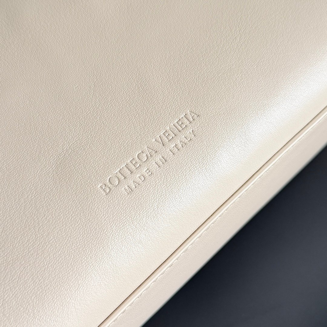 BOTTEGA VENETA - Image 7