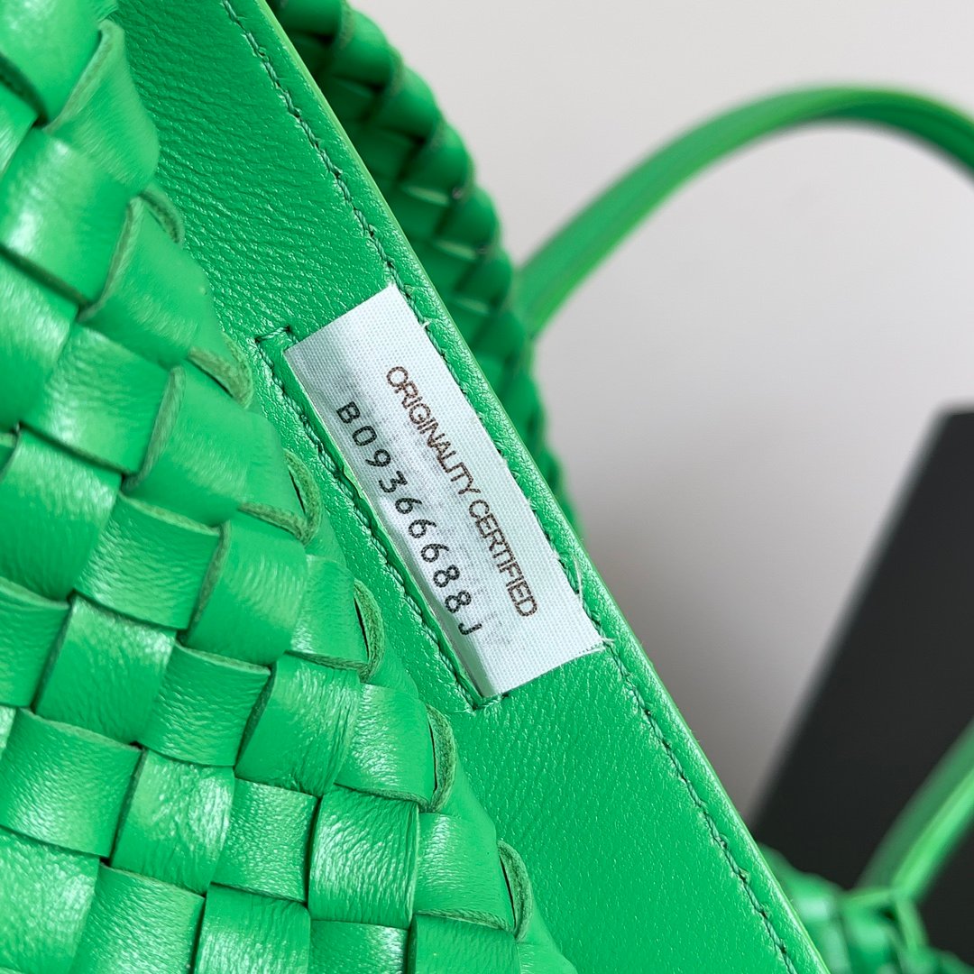 BOTTEGA VENETA - Image 7