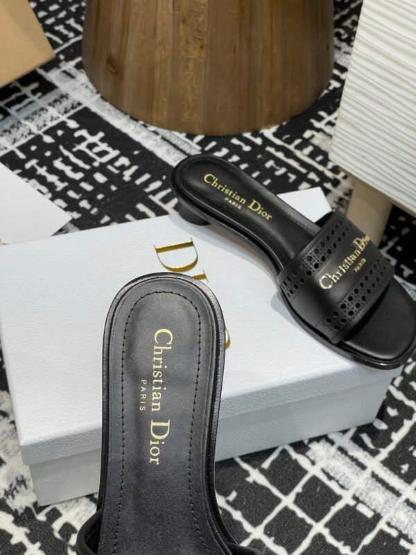 Dior women - Image 3
