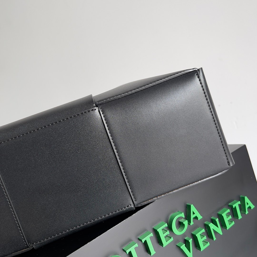 BOTTEGA VENETA - Image 7