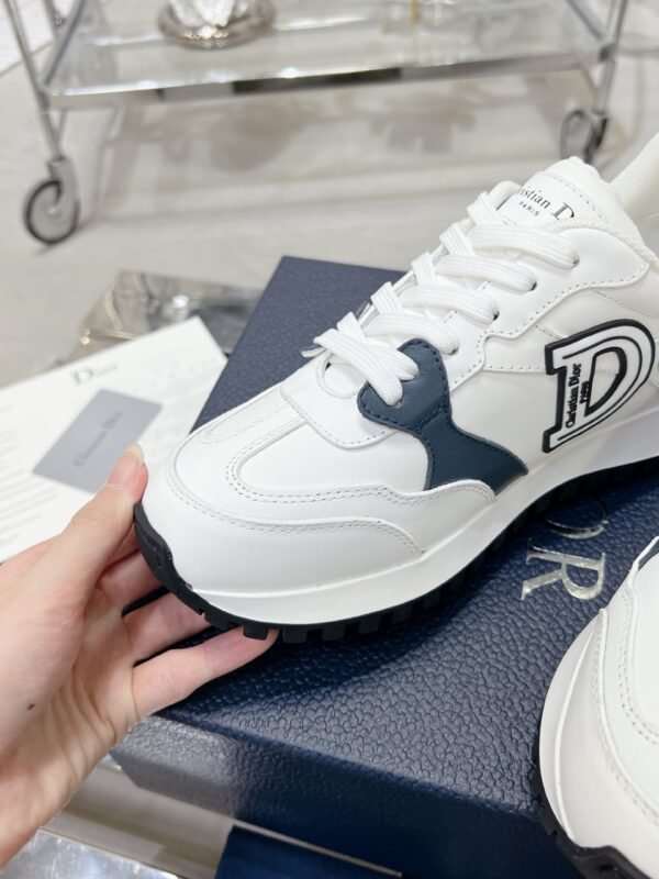 Dior women - Image 7
