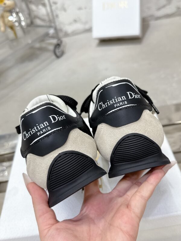 Dior women - Image 7