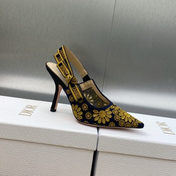 Dior women - Image 7