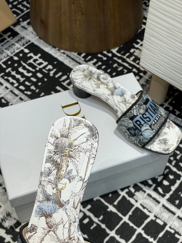 Dior women - Image 7