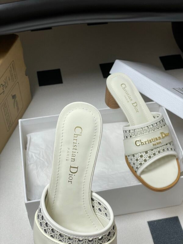 Dior women - Image 7