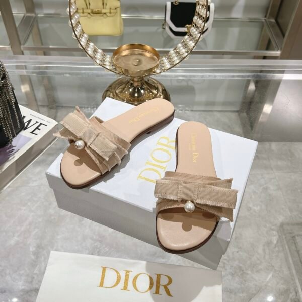 Dior women - Image 7