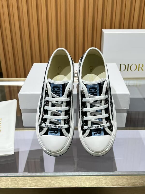 Dior women - Image 7