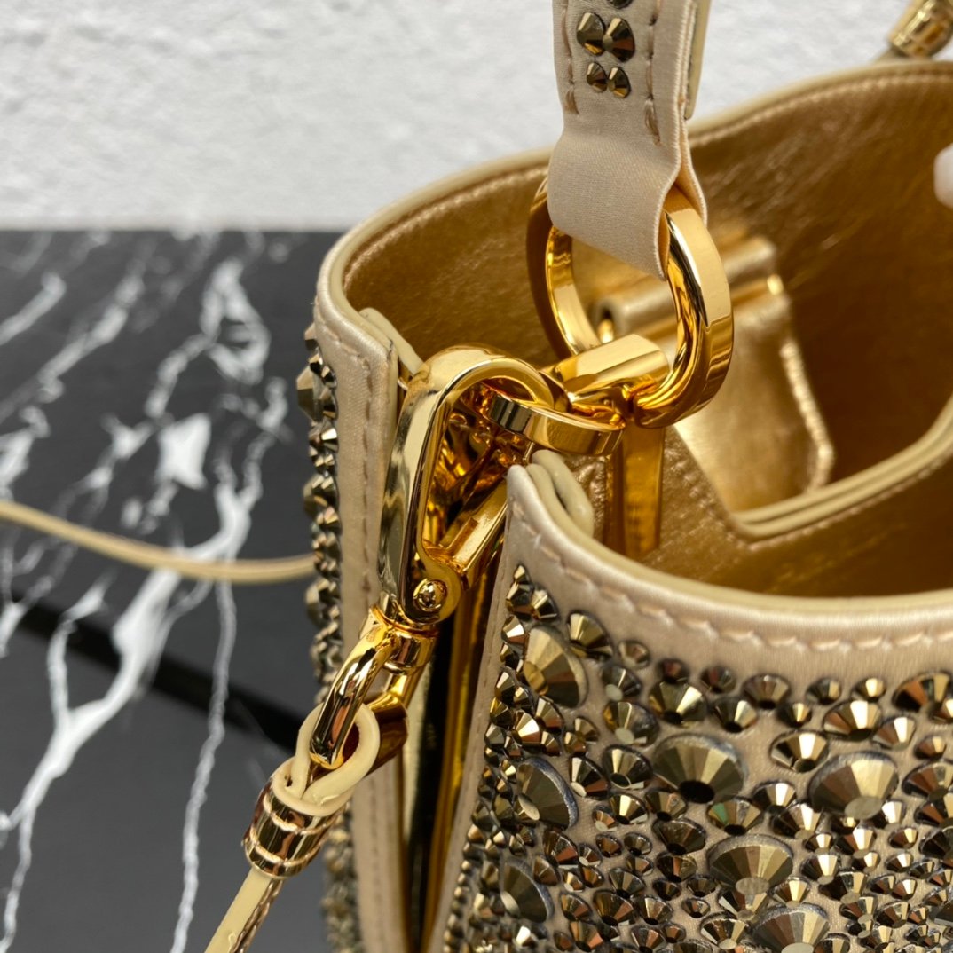 Prada Bag - Image 7