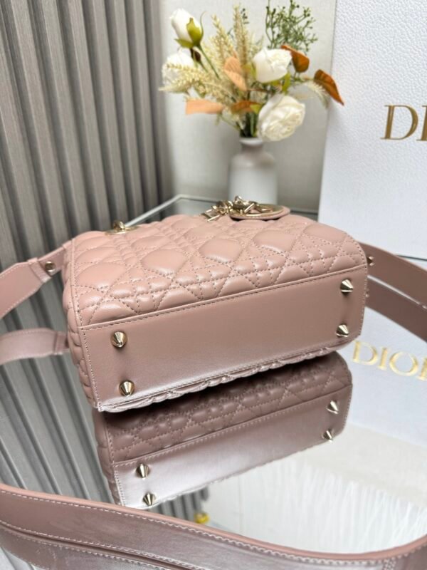 DIOR - Image 7