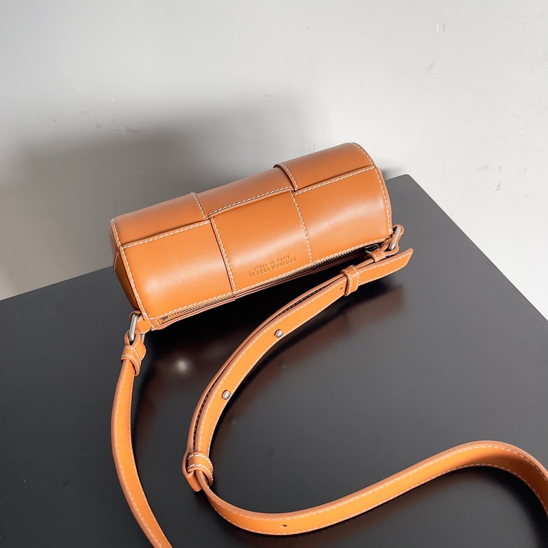 BOTTEGA VENETA - Image 7