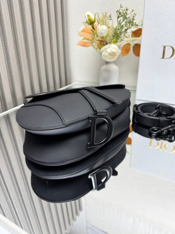 DIOR - Image 7