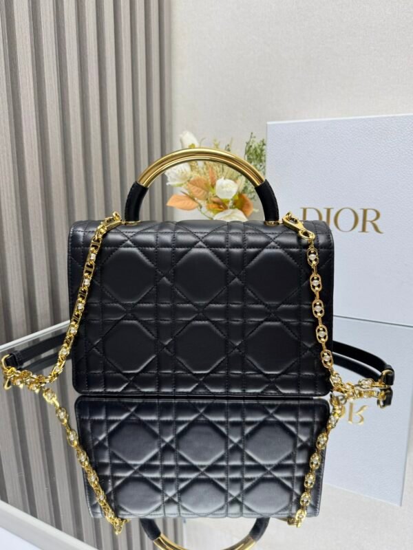 DIOR - Image 7