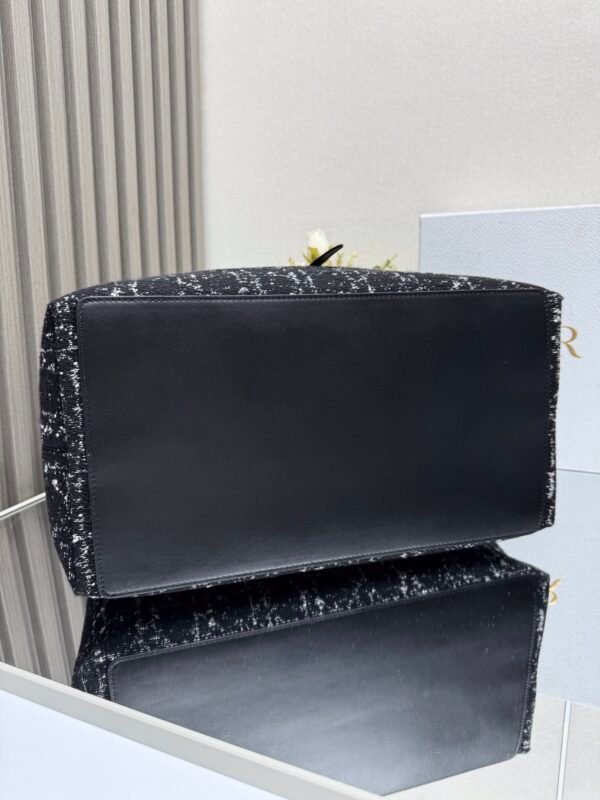 DIOR - Image 7