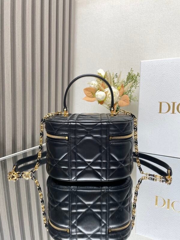 DIOR - Image 7