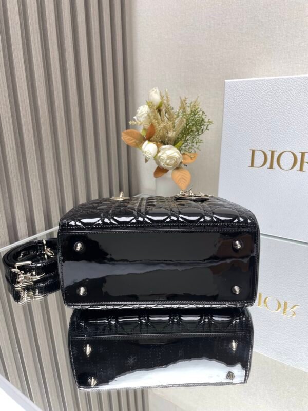 DIOR - Image 7