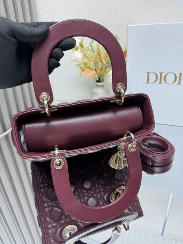 DIOR - Image 7