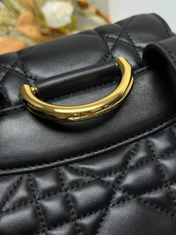 DIOR - Image 7