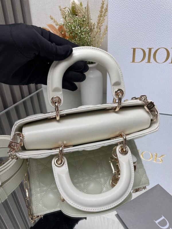 DIOR - Image 7