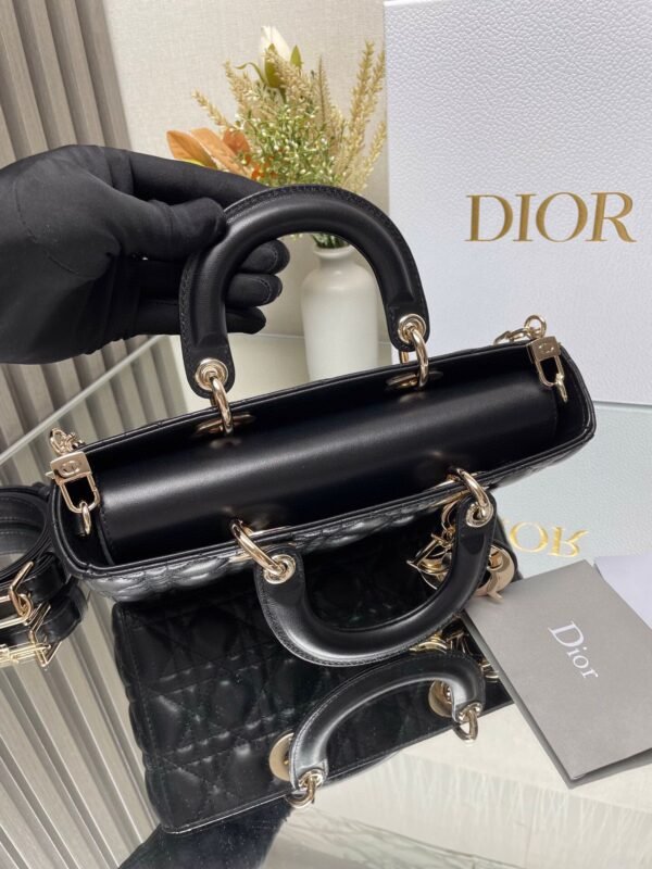 DIOR - Image 7