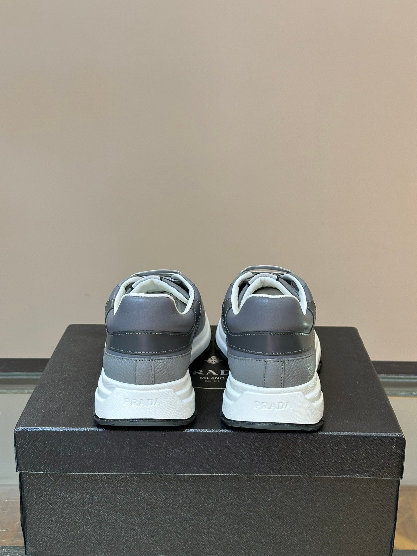 Prada Man - Image 7