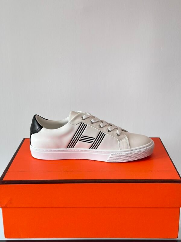 HERMES Man - Image 7
