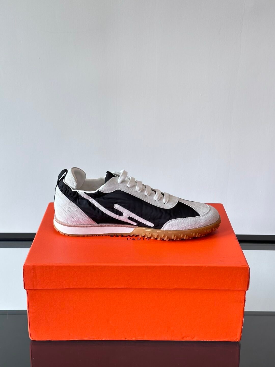 HERMES Man - Image 7