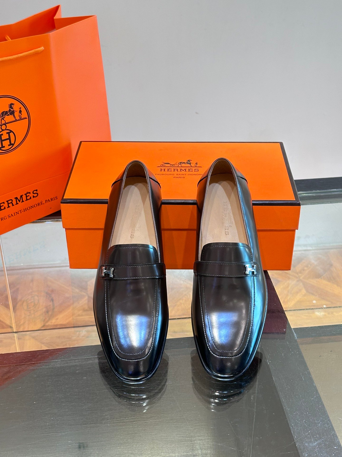 HERMES Man - Image 7