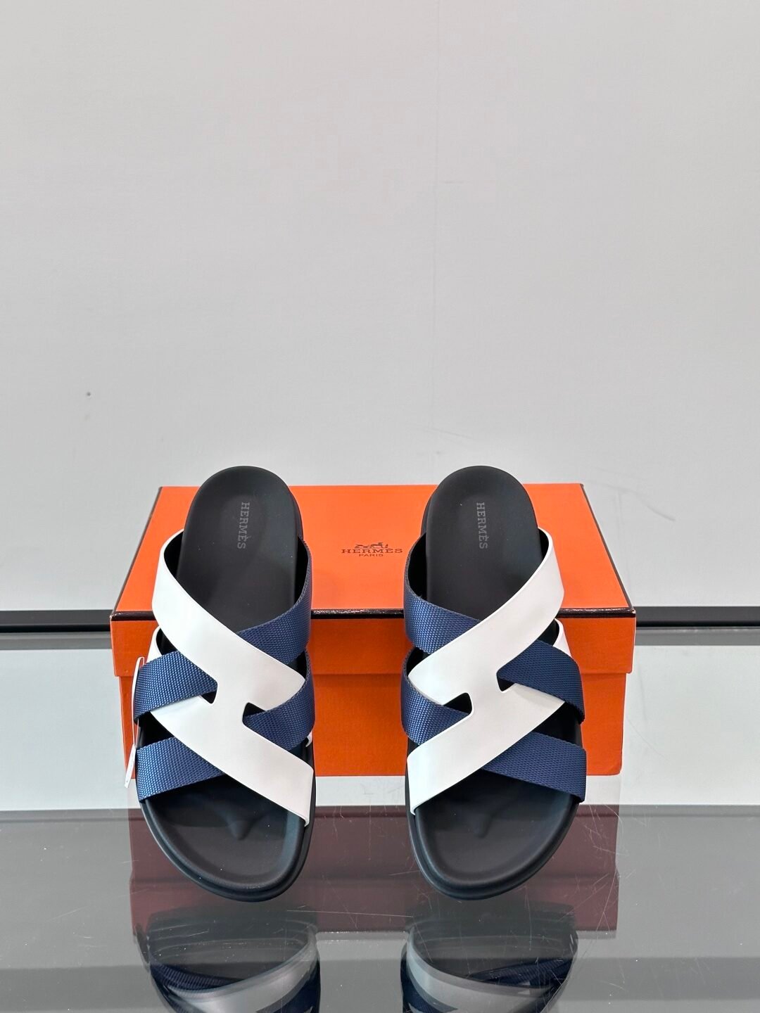 HERMES Man - Image 7