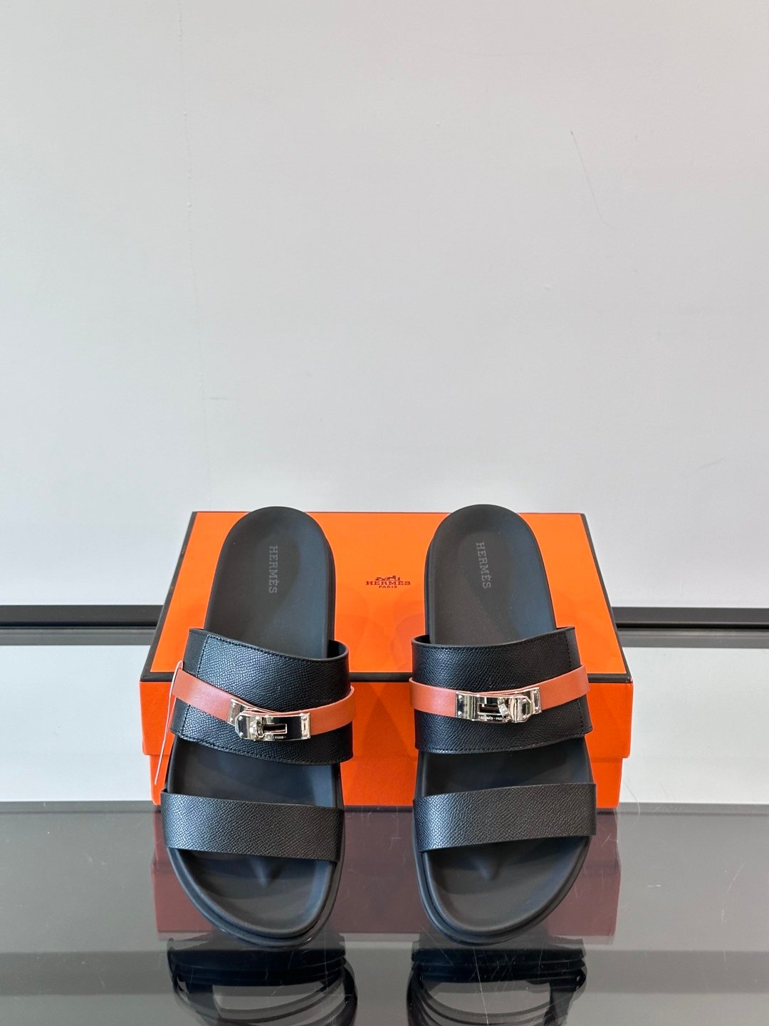 HERMES Man - Image 7