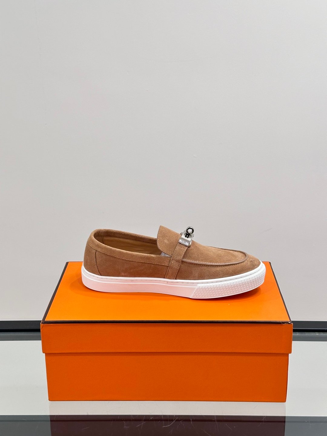 HERMES Man - Image 7