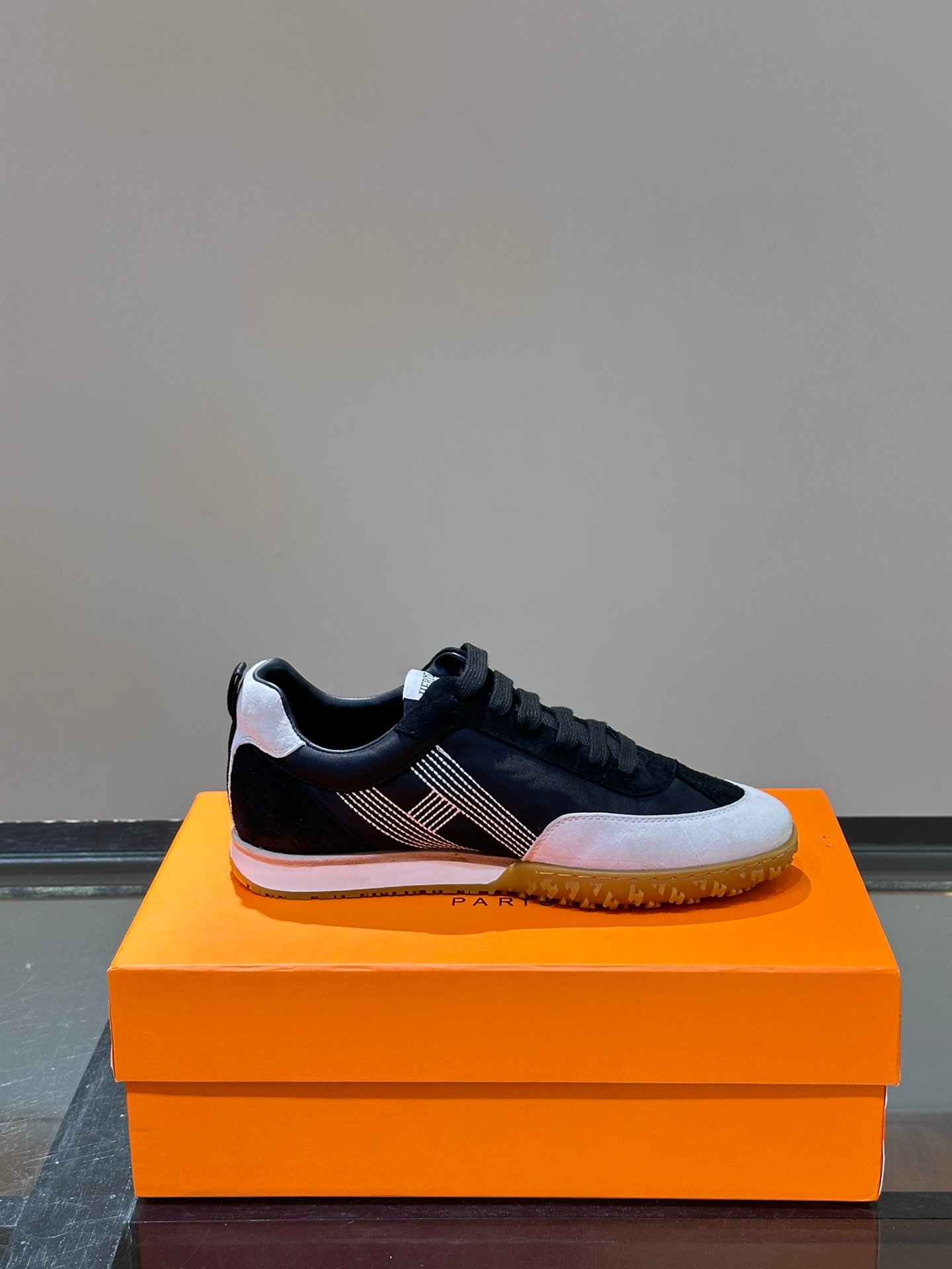 HERMES Man - Image 7