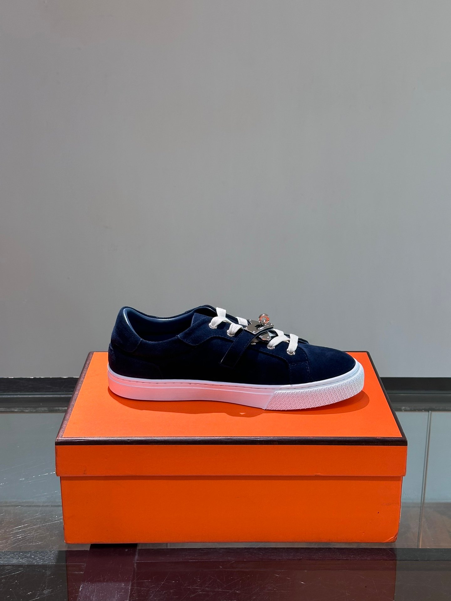 HERMES Man - Image 7