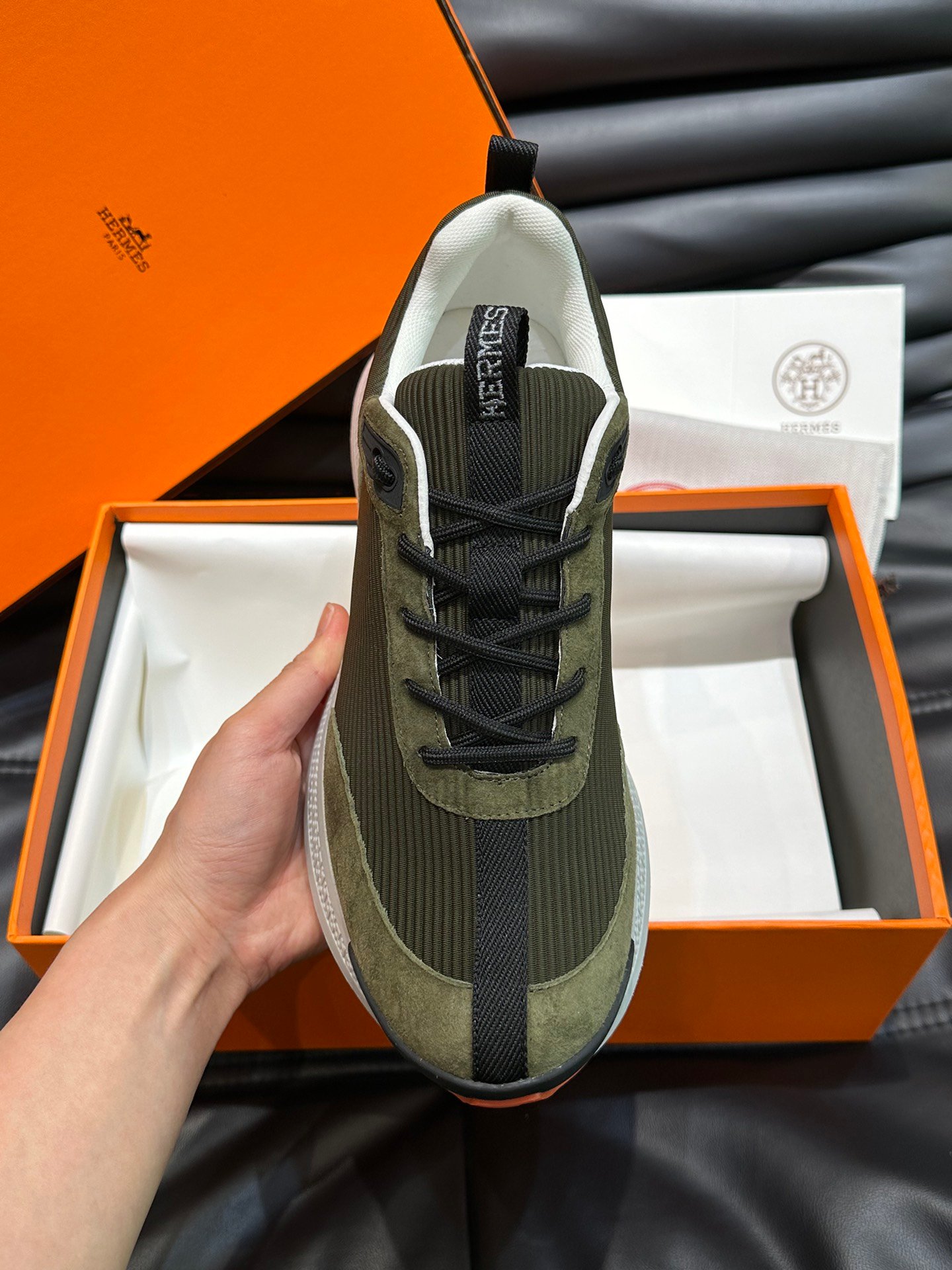 HERMES Man - Image 7