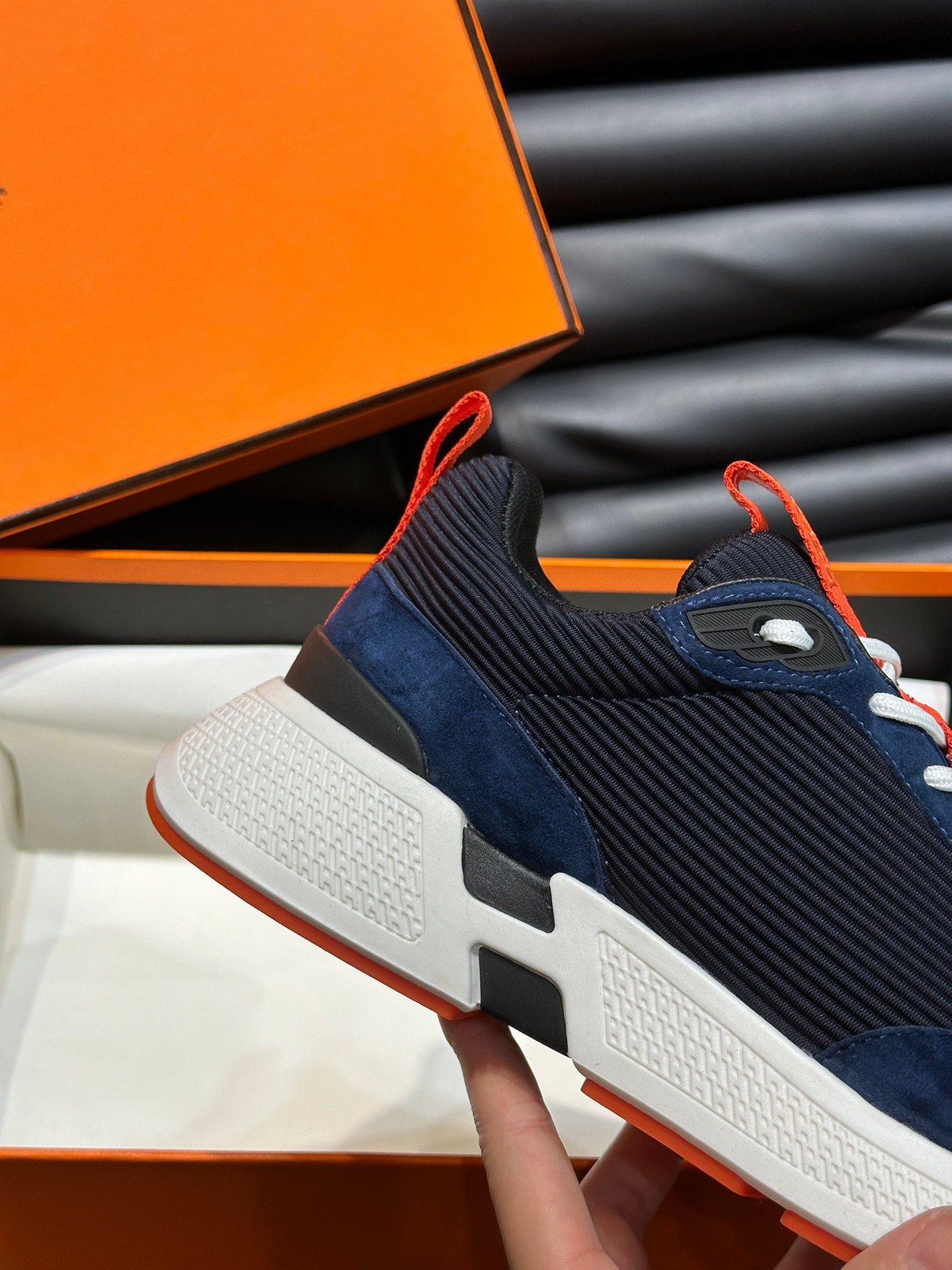 HERMES Man - Image 7