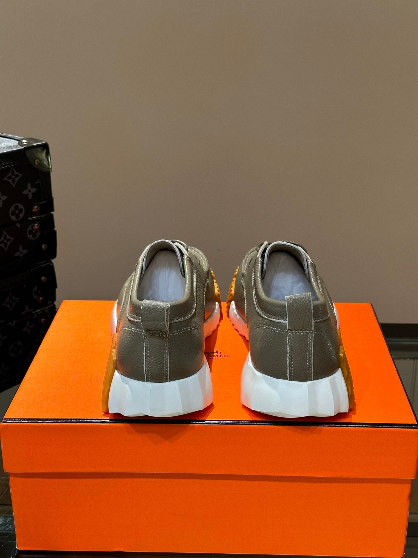 HERMES Man - Image 7